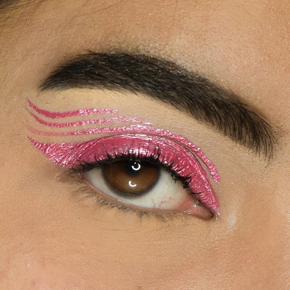 C2P FRAME ME! METALLIC EYELINER