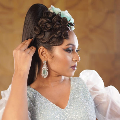 Catbury Rose & Bow Strips Hair Style